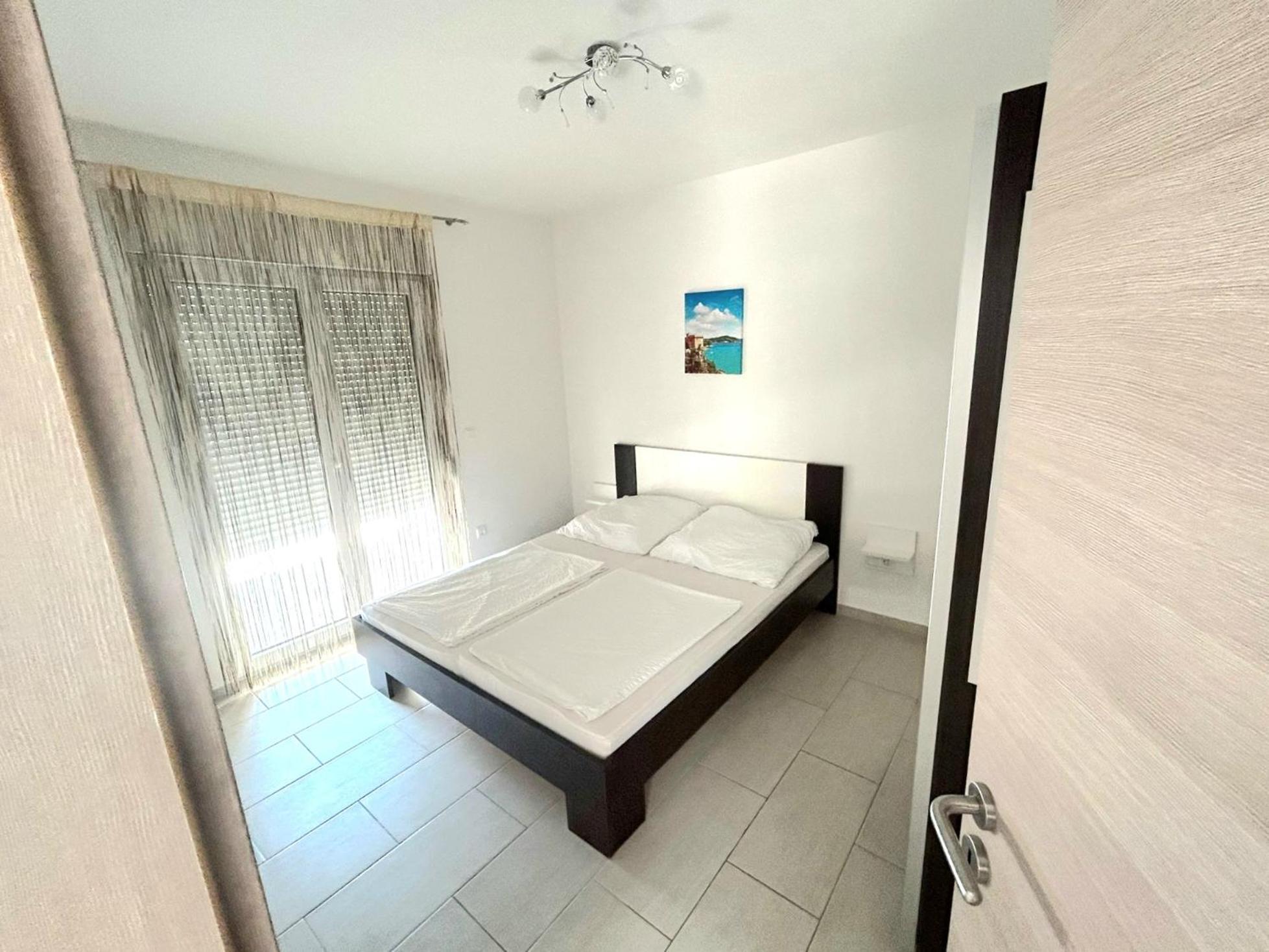 Adria Apartment Vir