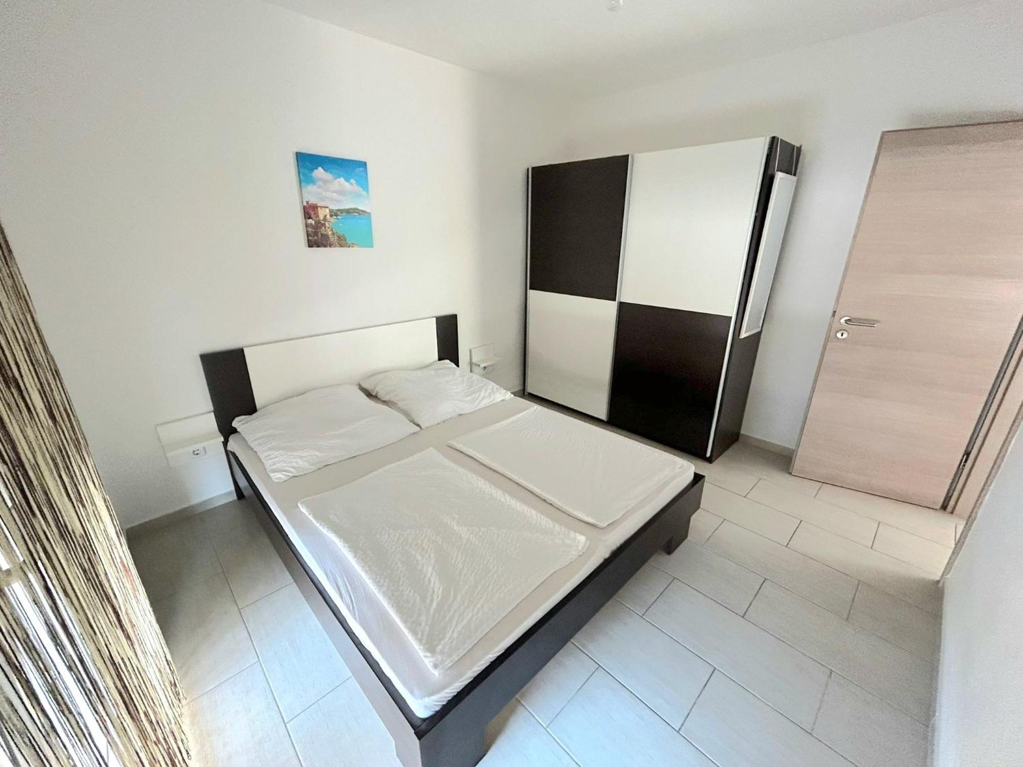 Adria Apartment *